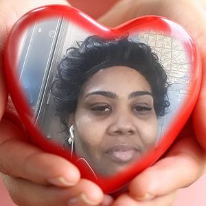 Meet your Posher, Carolyn